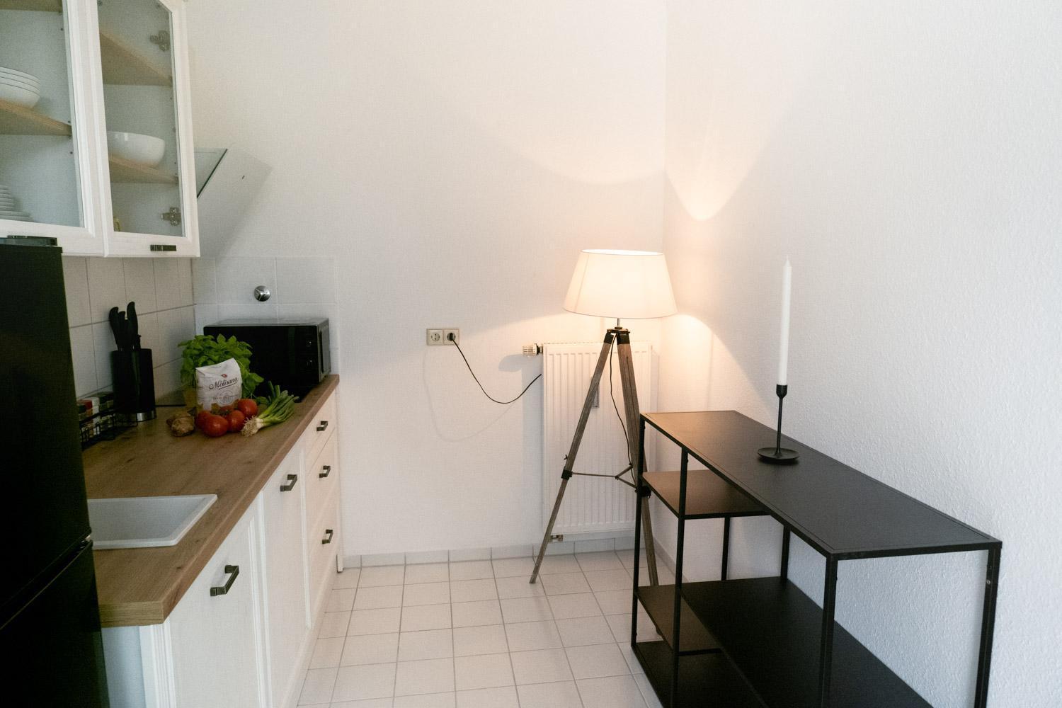Bella Casa - Business&Family - 2 Zimmer Direkt Neben Schloss, Parkplatz, Smarttv, Netflix, Waschmaschine, 24H Checkin, 71Qm, Kingsizebett, Hotelbettwaesche Ludwigsburg Exteriör bild