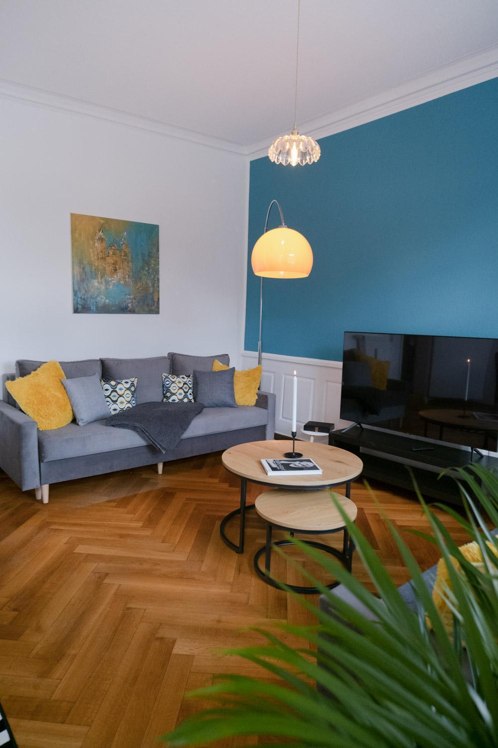 Bella Casa - Business&Family - 2 Zimmer Direkt Neben Schloss, Parkplatz, Smarttv, Netflix, Waschmaschine, 24H Checkin, 71Qm, Kingsizebett, Hotelbettwaesche Ludwigsburg Exteriör bild