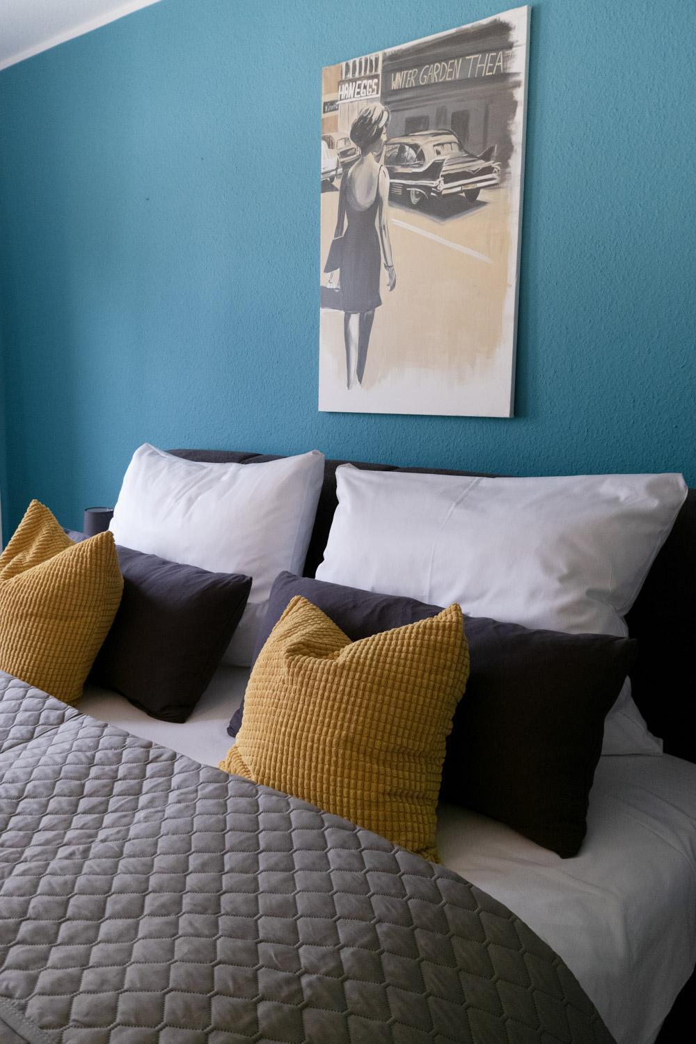 Bella Casa - Business&Family - 2 Zimmer Direkt Neben Schloss, Parkplatz, Smarttv, Netflix, Waschmaschine, 24H Checkin, 71Qm, Kingsizebett, Hotelbettwaesche Ludwigsburg Exteriör bild