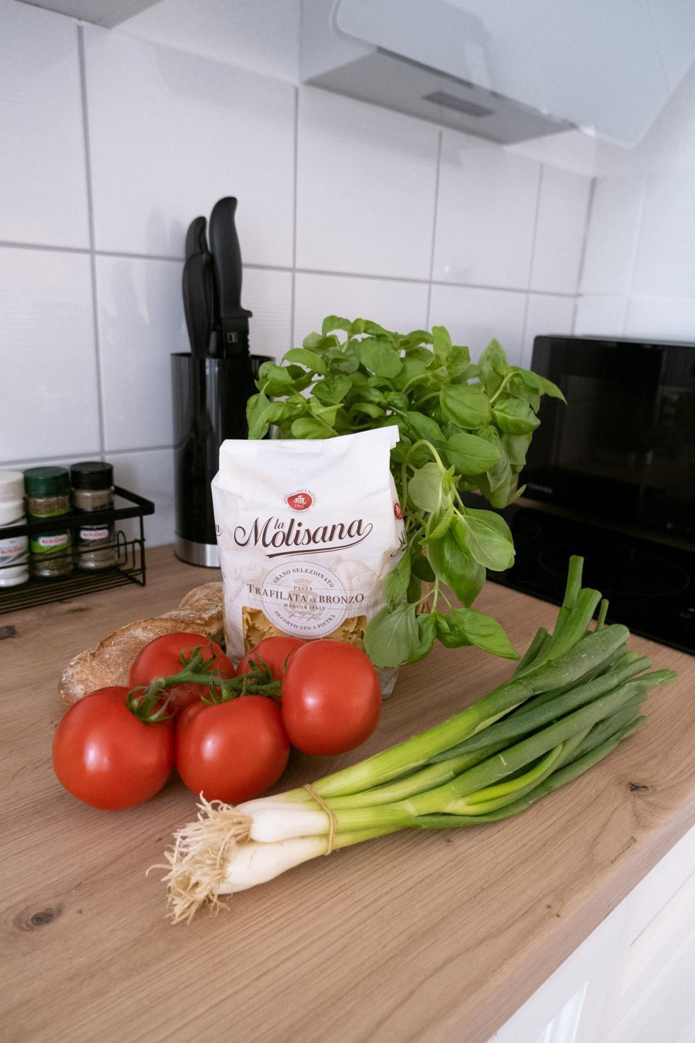 Bella Casa - Business&Family - 2 Zimmer Direkt Neben Schloss, Parkplatz, Smarttv, Netflix, Waschmaschine, 24H Checkin, 71Qm, Kingsizebett, Hotelbettwaesche Ludwigsburg Exteriör bild